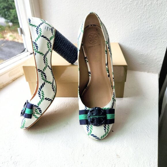 LIKE NEW VINTAGE AUTHENTIC TORY BURCH NAUTICAL CLASSIC LEATHER HEELS SHOES - Picture 7 of 14